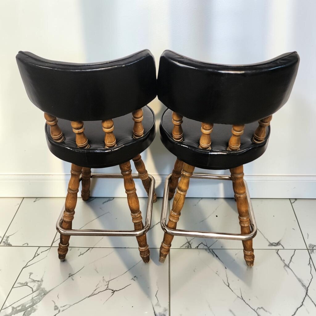 8661-8662 'Vintage Colonial Revival Swivel Bar Stools
