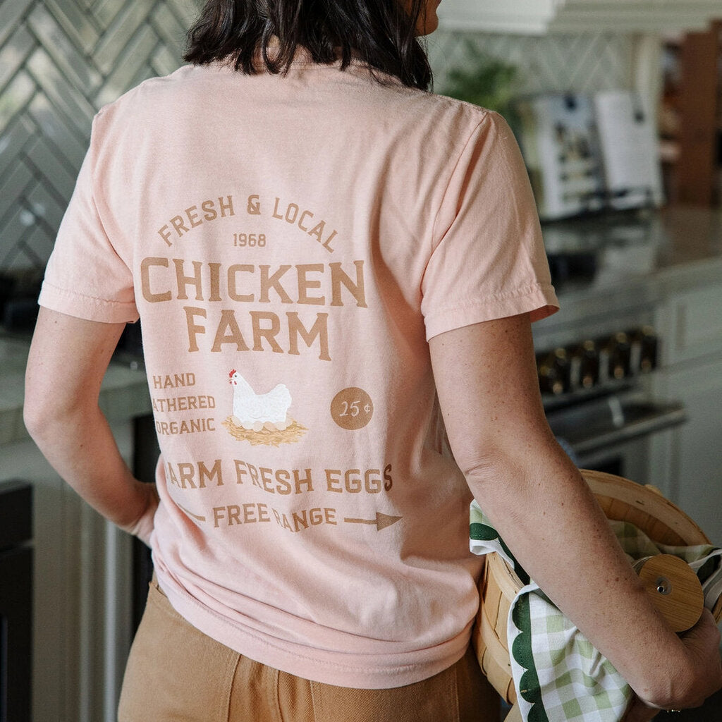 Chicken Farmers Market Tee | Lg
