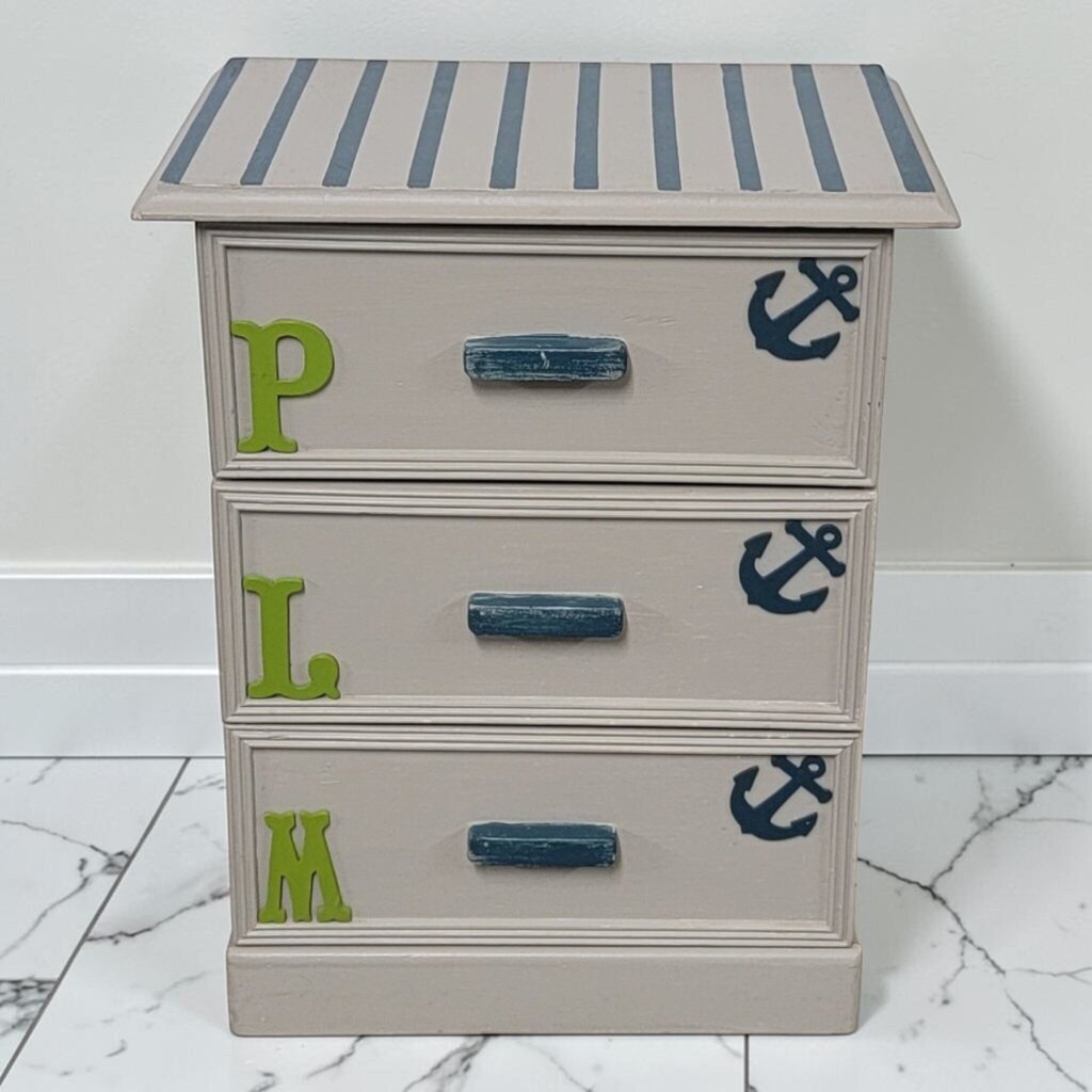 8684 Kids 3 Drawer Chest