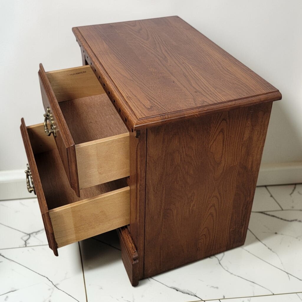 8685 Pennsylvania House Oak Two-Drawer Nightstand