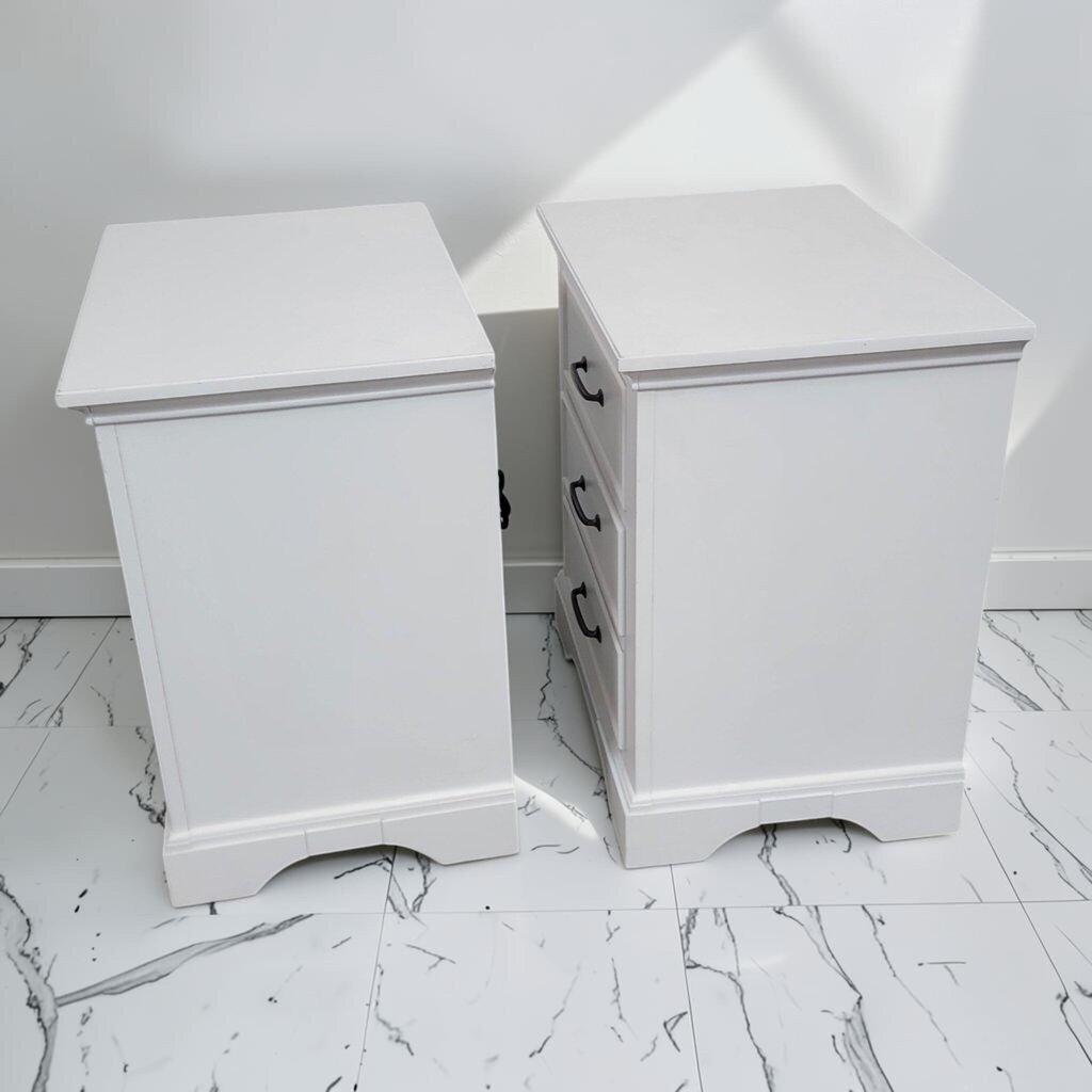 8723-8724 Modern White Three Drawer Nightstand with USB outlet