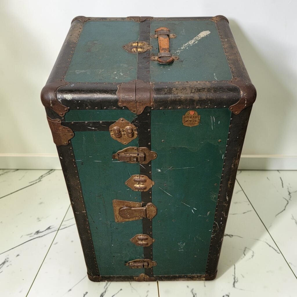 8747 1930's Green Antique Steamer #Trunk