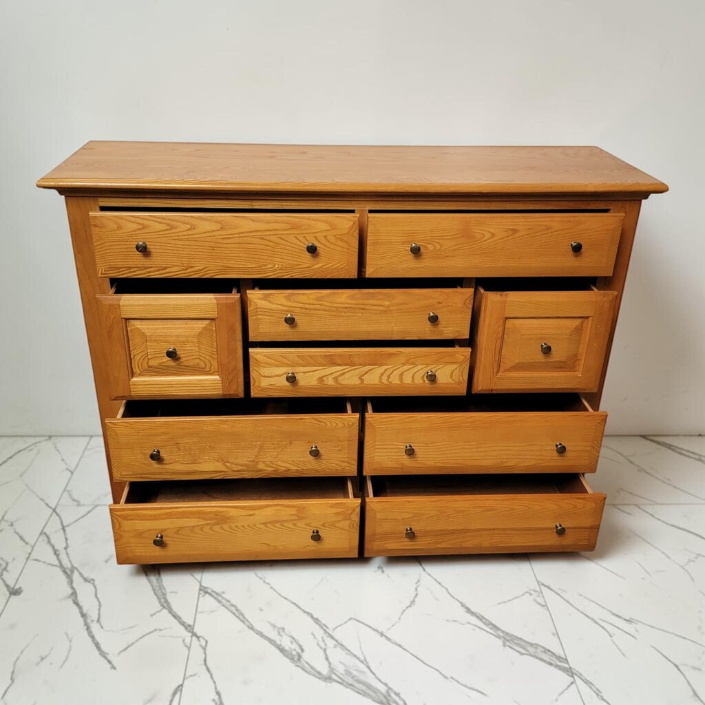 8755 Transitional Honey Oak 9-Drawer #Dresser