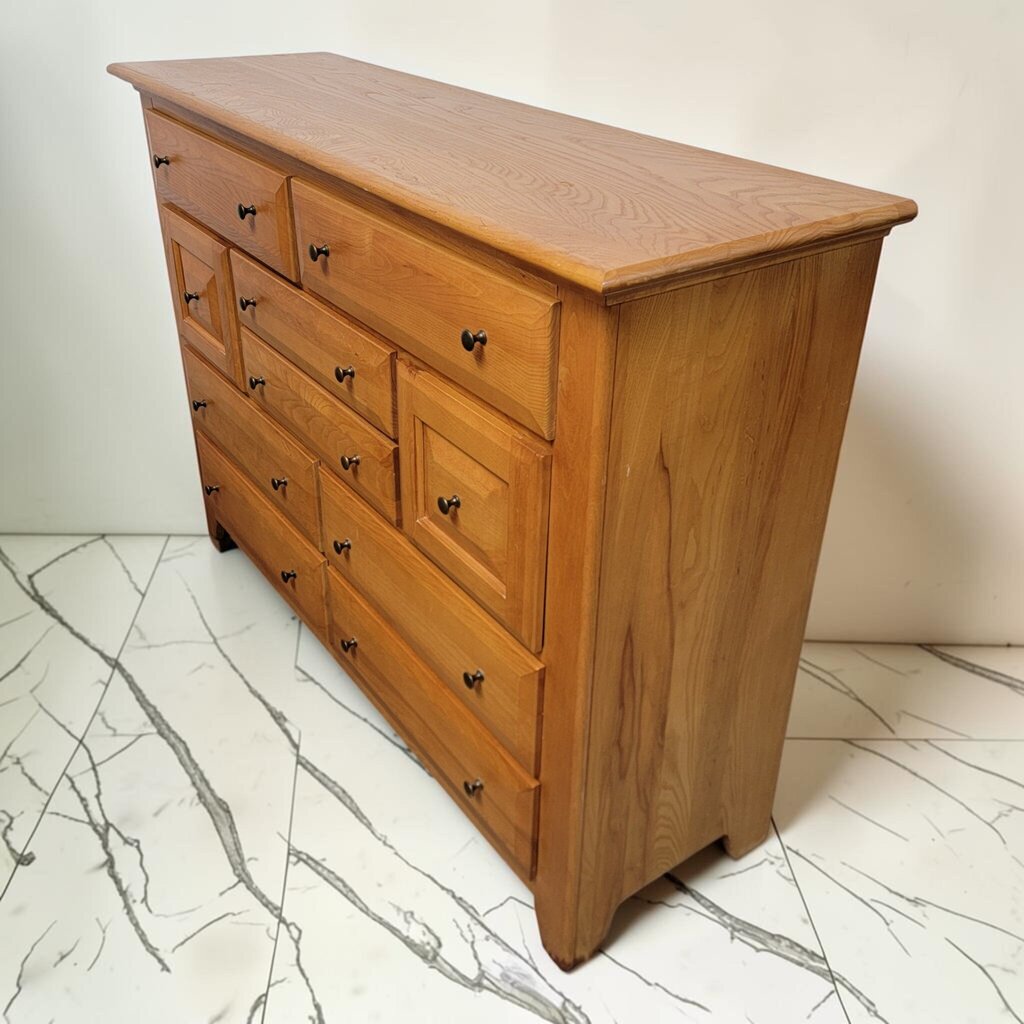 8755 Transitional Honey Oak 9-Drawer #Dresser