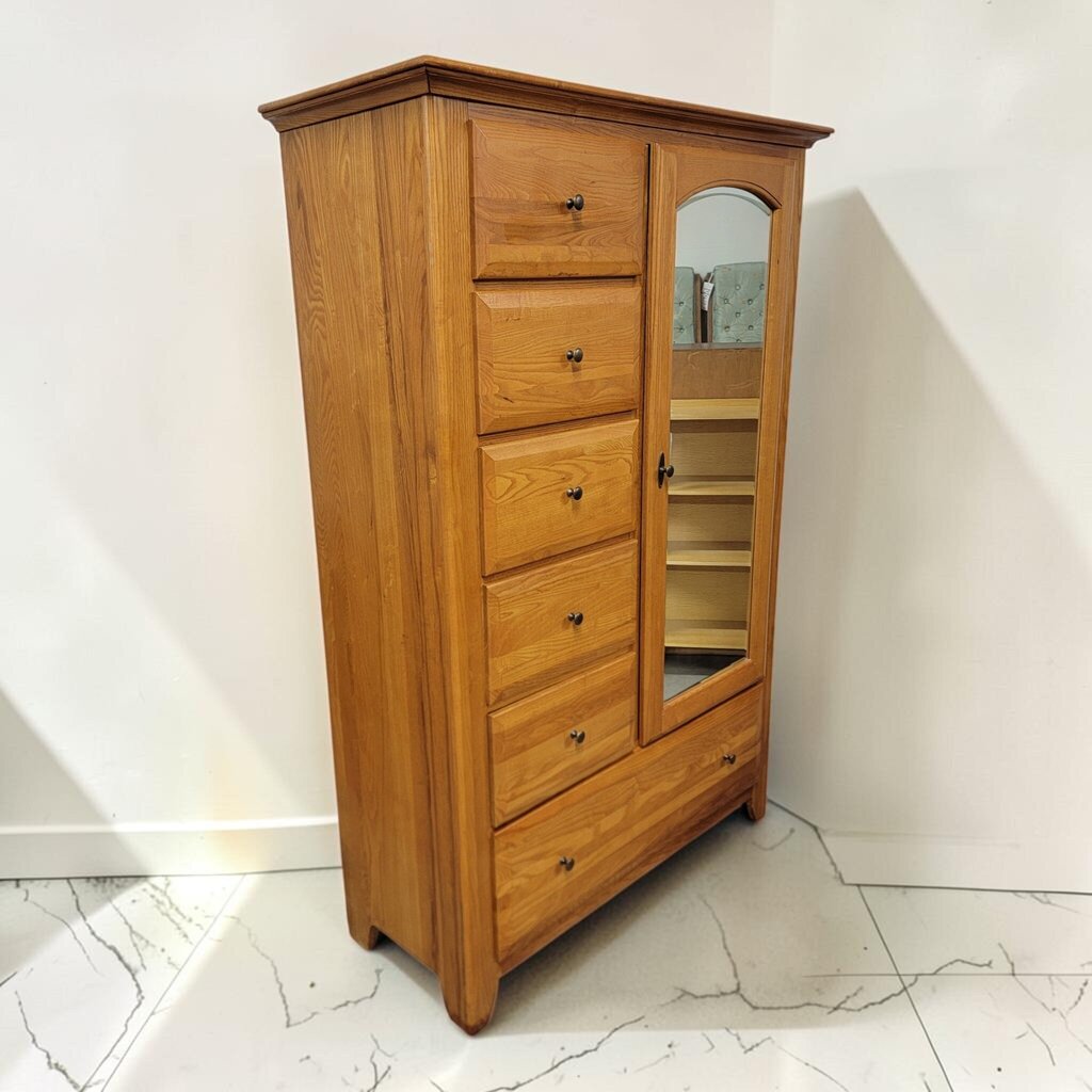 8772 Oak Chifferobe with Mirrored Door