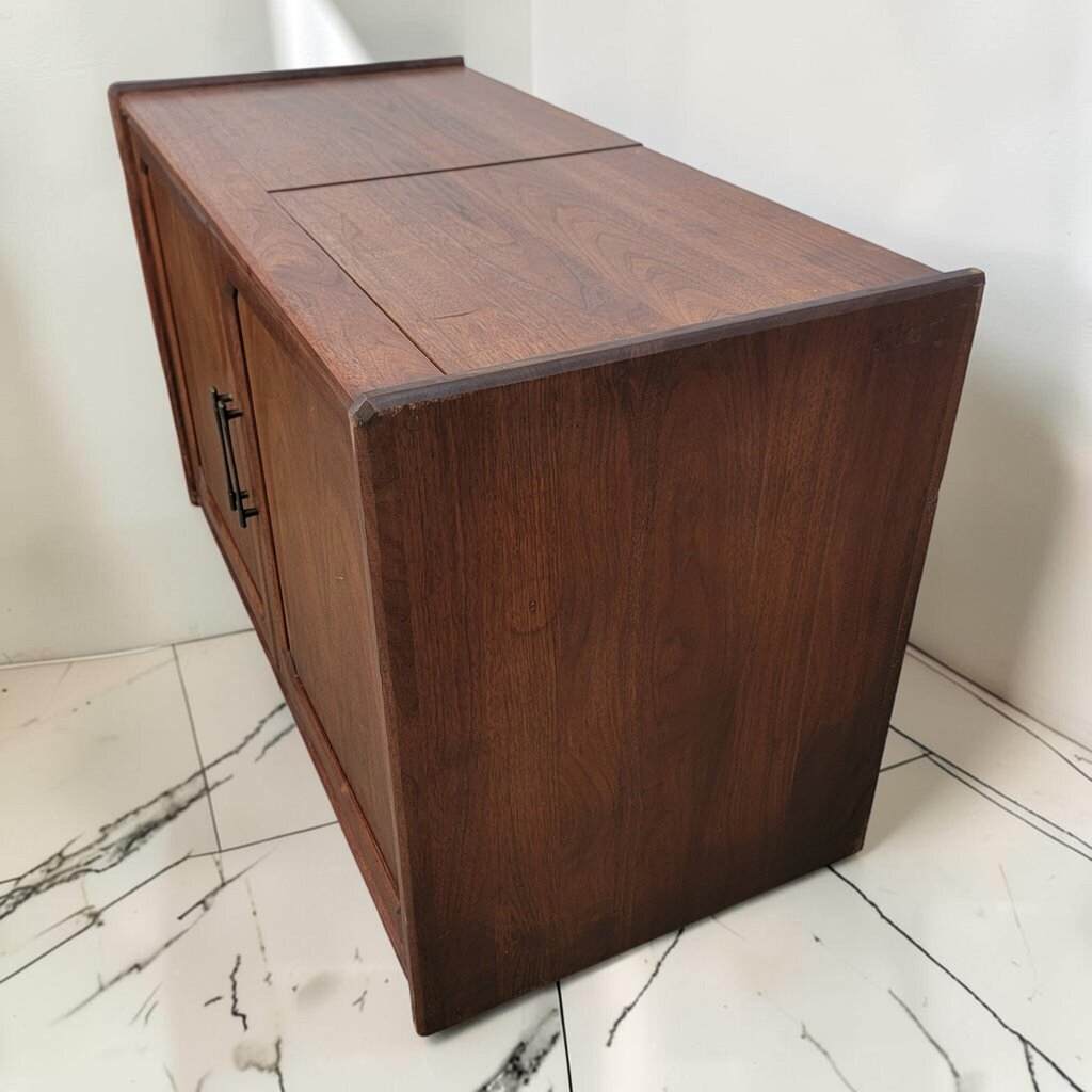 8794 Mid-Century Modern Walnut Flip-Top Bar #Cabinet ~ FURNITURE