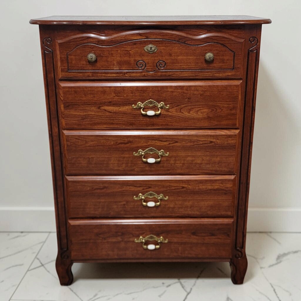 8818 Vintage French Provincial Style 5-Drawer Chest
