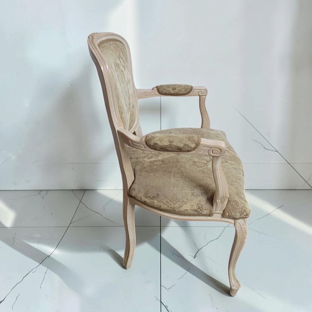 8825 Vintage French Provincial Style Louis XV #Armchair