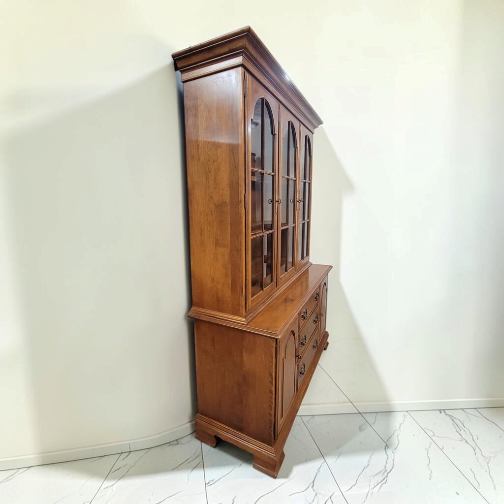 8859 Ethan Allen Maple #Hutch