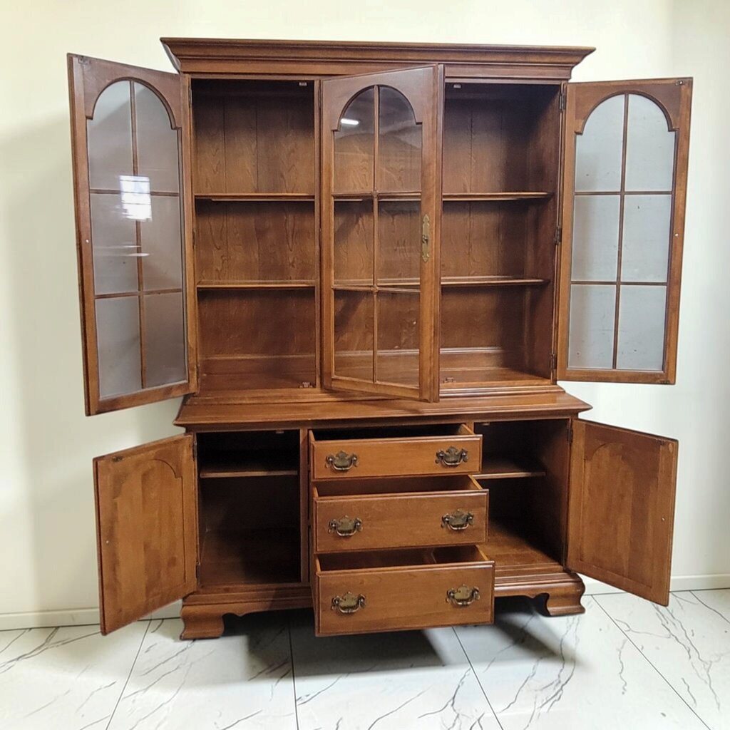 8859 Ethan Allen Maple #Hutch