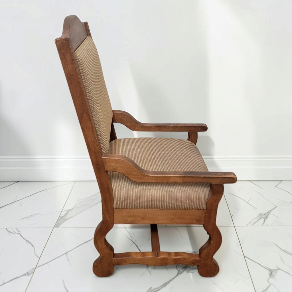 8867 Mid-Century Colonial Revival Upholstered #Chair