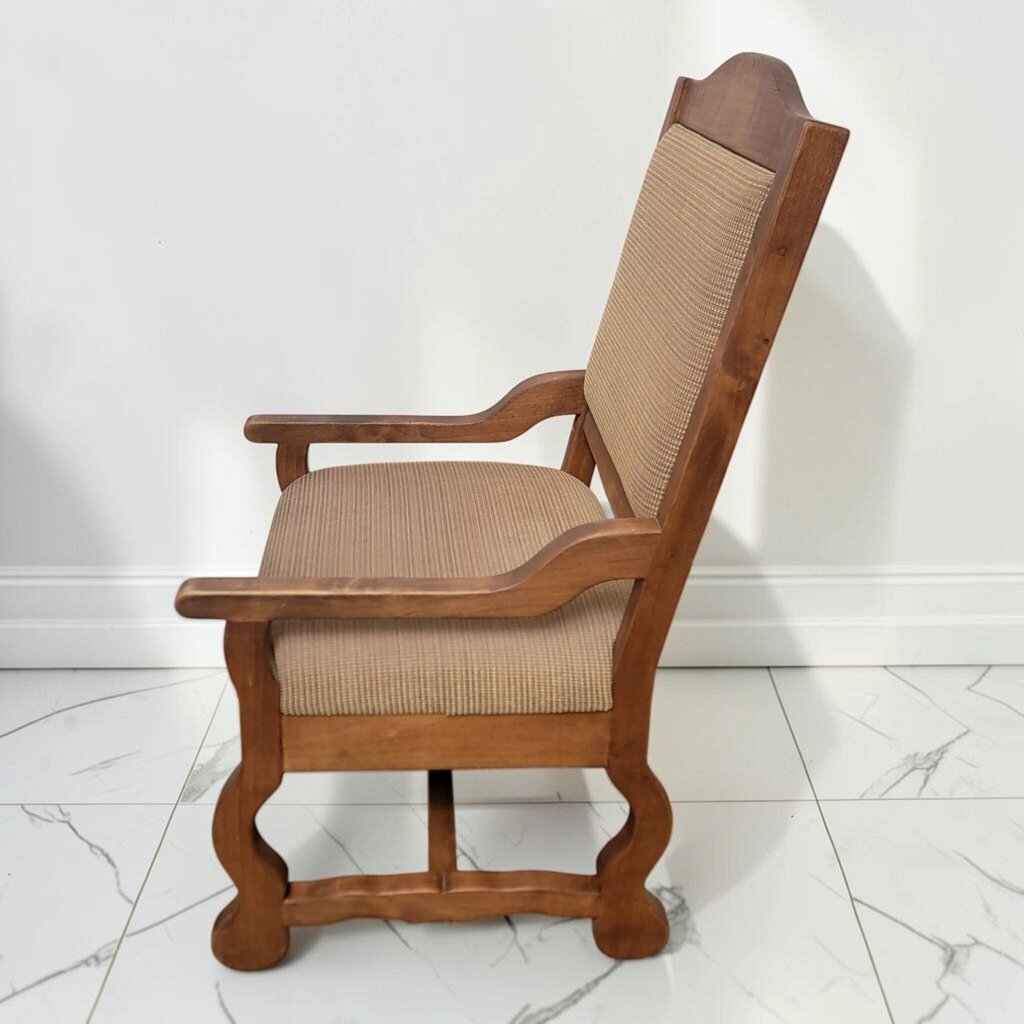 8867 Mid-Century Colonial Revival Upholstered #Chair