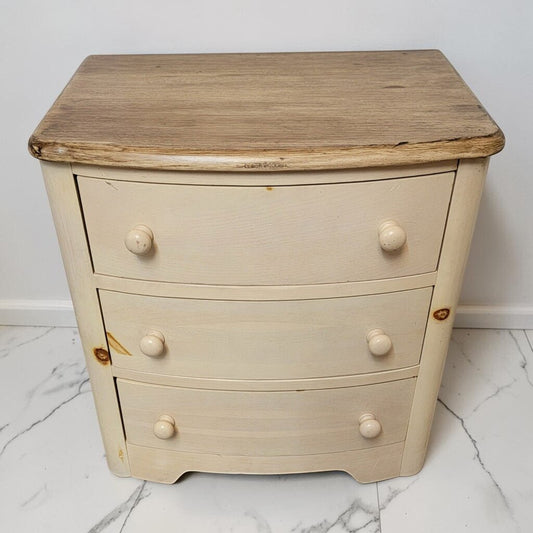 8872 Two- Tone Curved Pine 3-Drawer Stanley #Nightstand