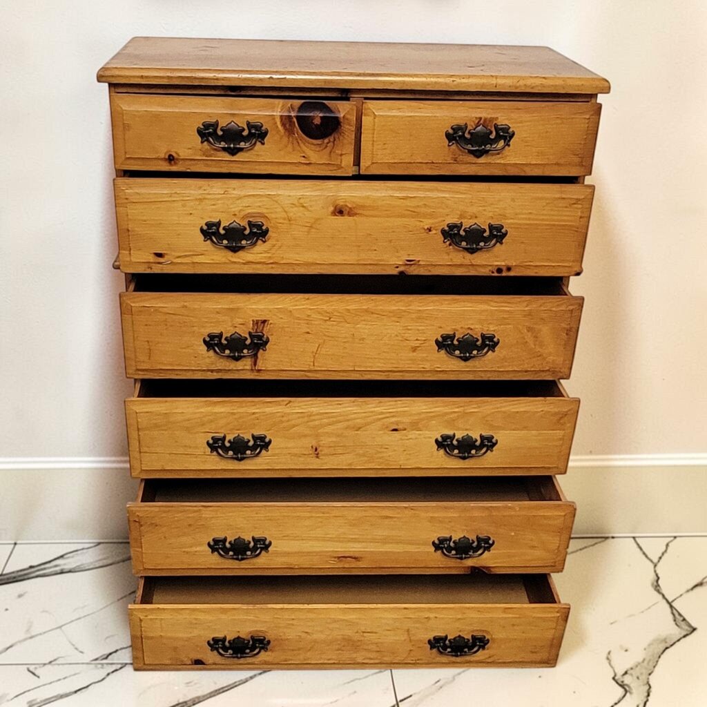 8873 Mid-20th Century Colonial Revival Knotty Pine Vintage 7 Drawer Chest has Tight Bottom Drawer