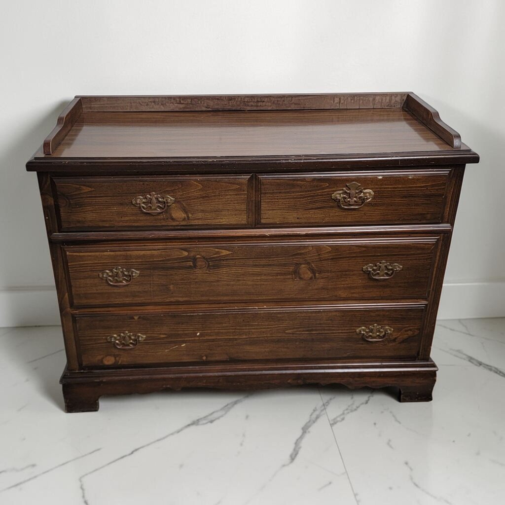 8896 Chippendale Style 3 Drawer #Dresser