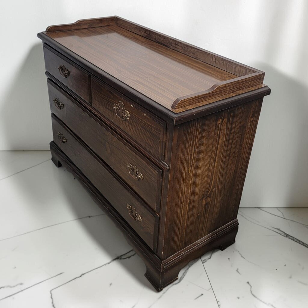 8896 Chippendale Style 3 Drawer #Dresser