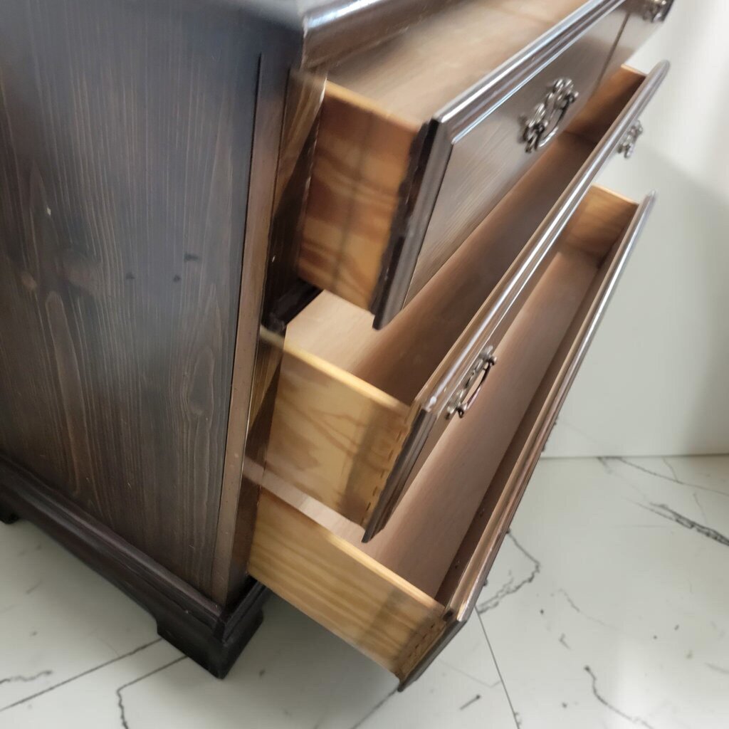 8896 Chippendale Style 3 Drawer #Dresser