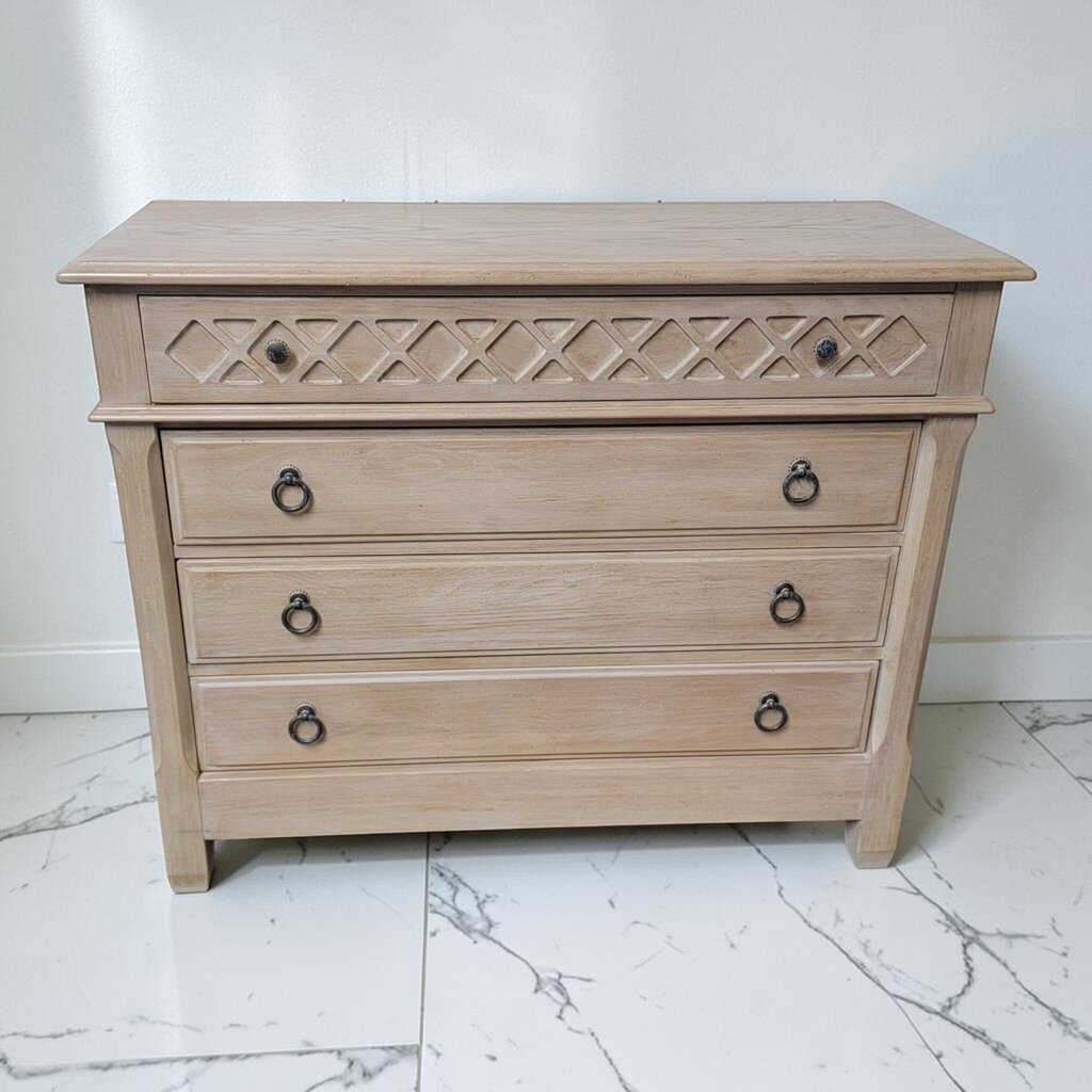 8914 Blonde Lexington #Dresser Used ~ FURNITURE