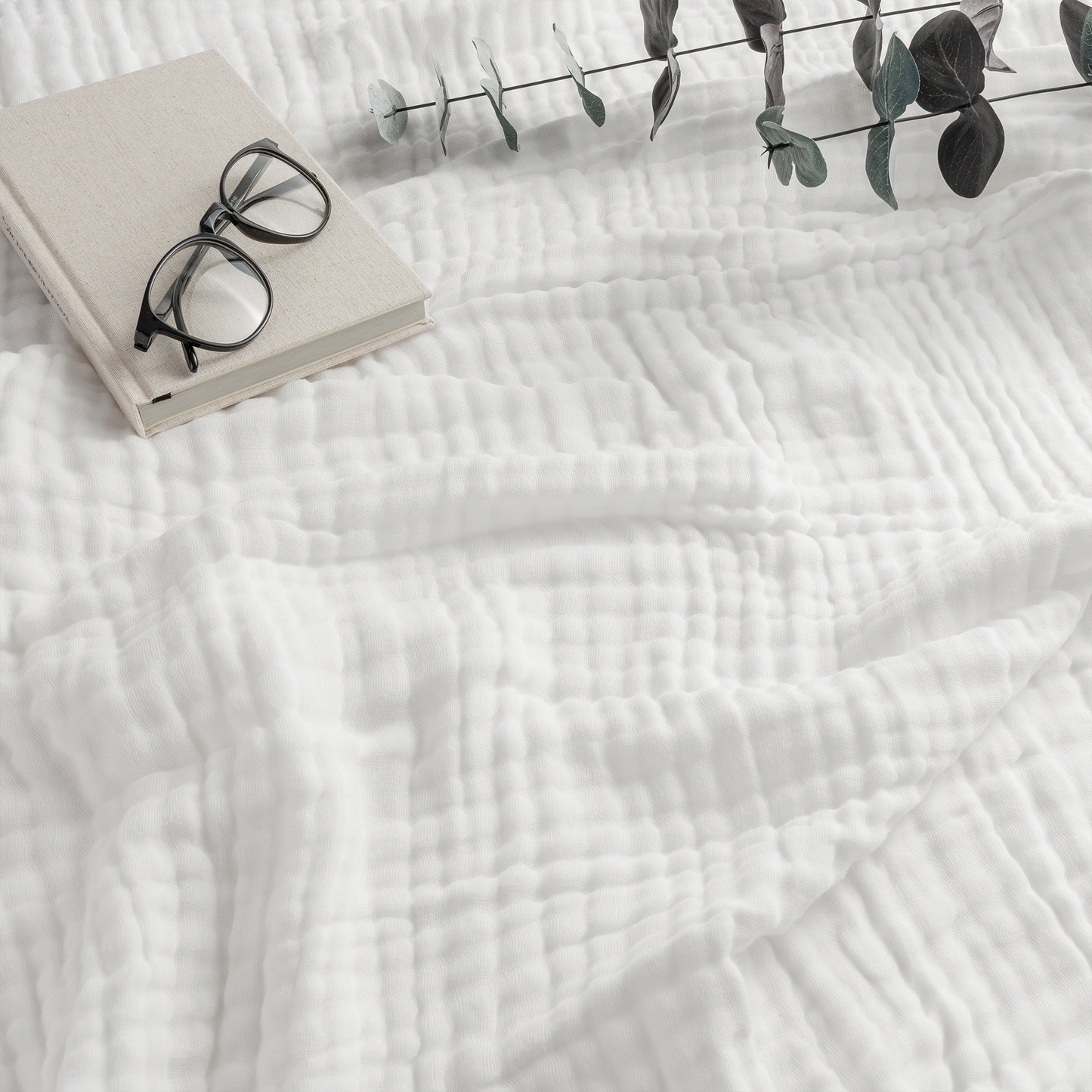 Muslin Blanket for Adults, 6-Layer Bedding by Comfy Cubs White Queen: 90" x 90"