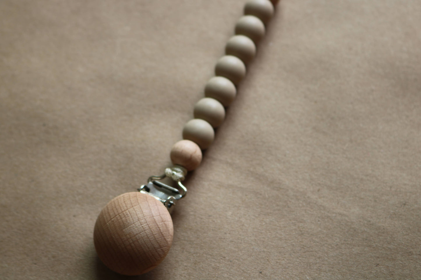 Pacifier Clip- Oatmeal