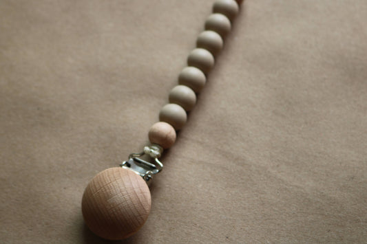 Pacifier Clip- Oatmeal