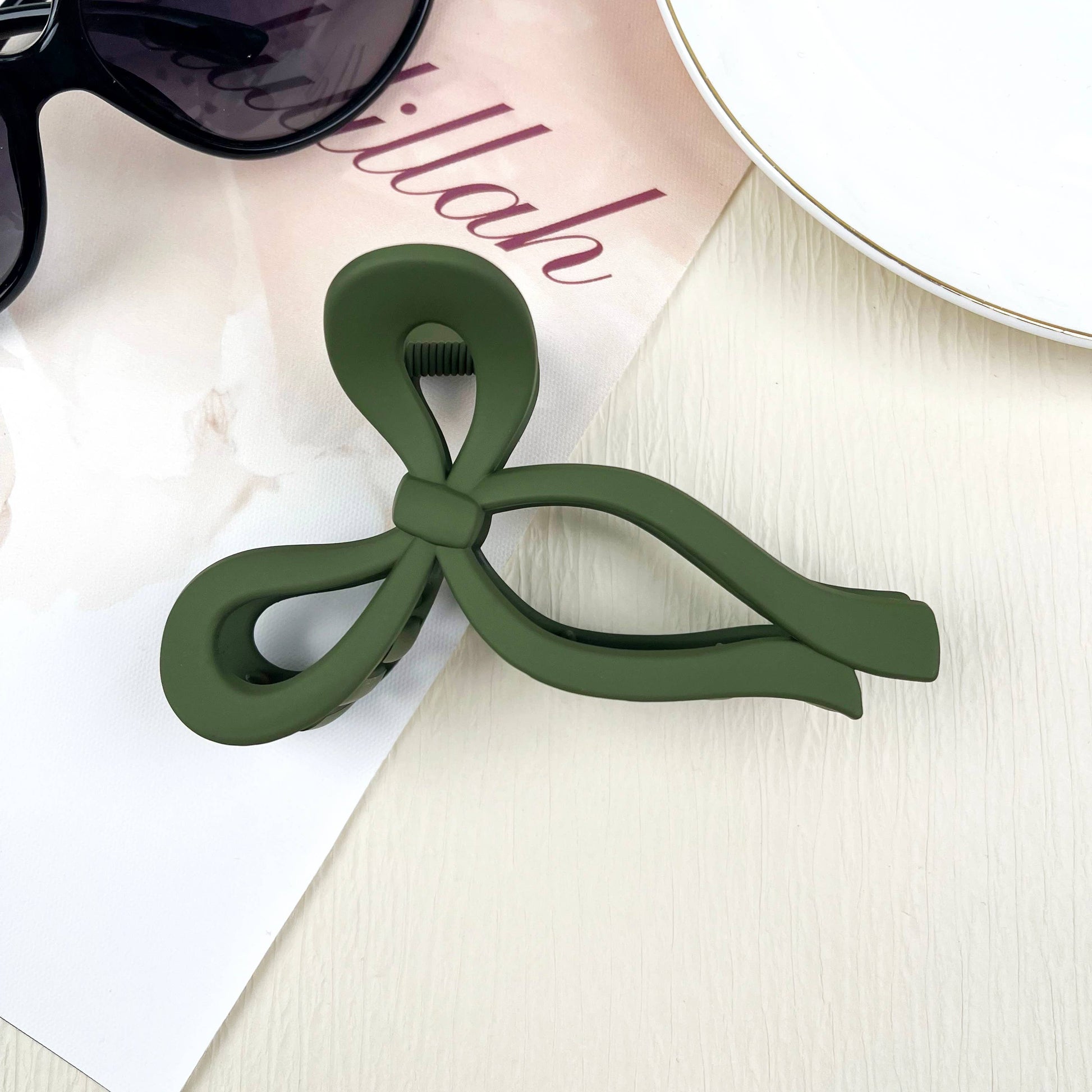 Large Bow Hair Clip Retro Simple Claw Clips