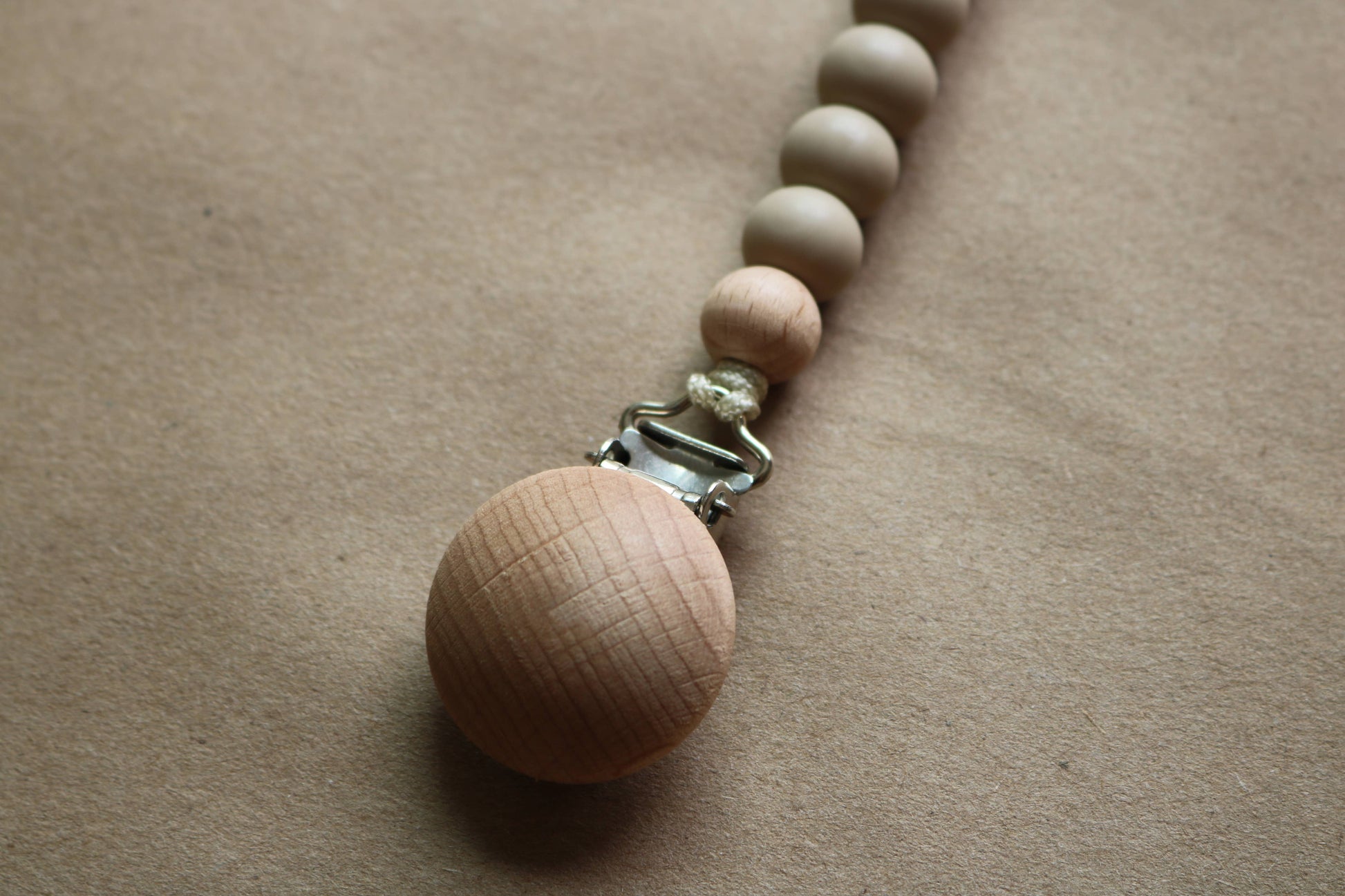 Pacifier Clip- Oatmeal
