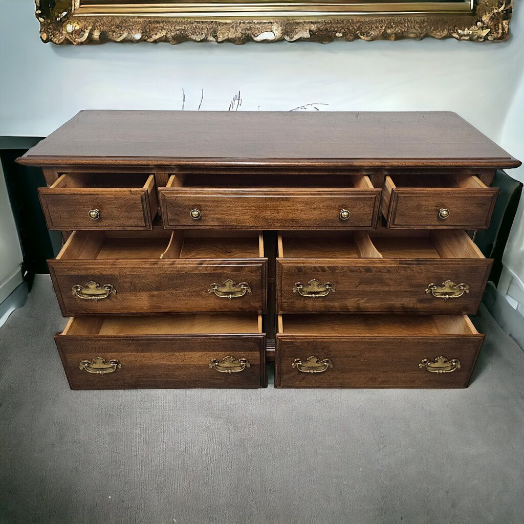 4865 Colonial Maple 7 Drawer Dresser